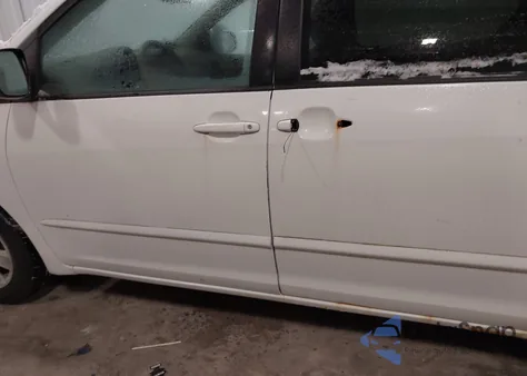 2006 Toyota Sienna Le from USA, damaged, VIN 5TDZA23C76S578043